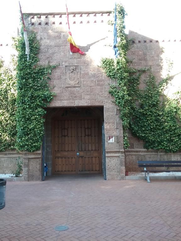 فِياروبليذو Hotel Vinedos Y Bodegas El Castillo المظهر الخارجي الصورة